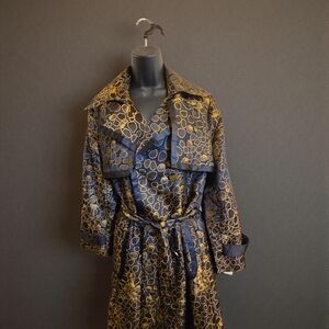 Elegant Women's Trench Coat